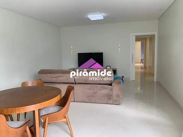 Casa com 560m² 4 quartos e 4 banheiros, à venda, no bairro Residencial Santa Helena em Caçapava