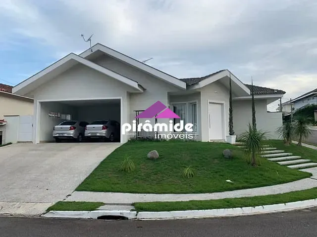 Casa com 560m² 4 quartos e 4 banheiros, à venda, no bairro Residencial Santa Helena em Caçapava
