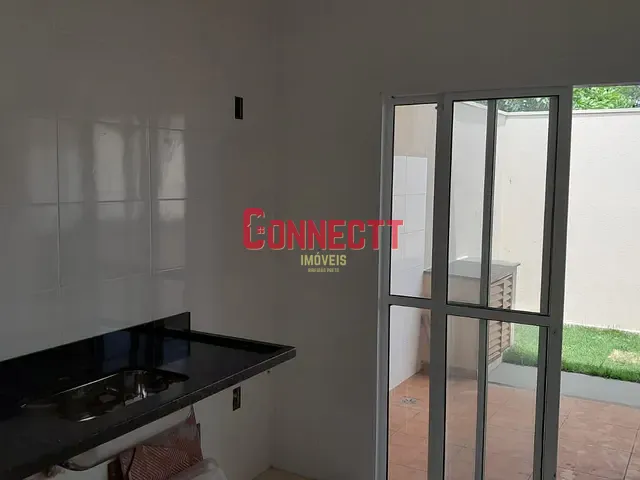 Casa com 160m² 3 quartos e 1 banheiro, à venda, no bairro Jardim Florestan Fernandes em Ribeirão Preto