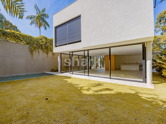 Casa com 450m² 4 quartos e 6 banheiros, à venda, no bairro Alto de Pinheiros em São Paulo