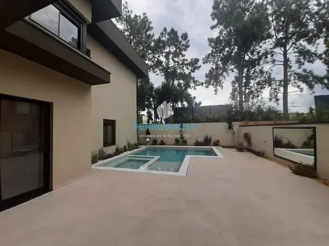 Casa com 450m² 5 quartos e 7 banheiros, à venda ou para alugar, no bairro Jardim do Golfe em São José dos Campos
