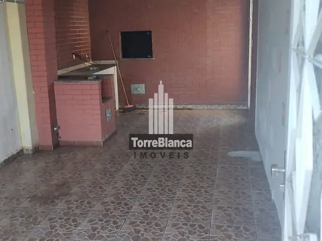 Casa com 275m² 3 quartos e 1 banheiro, à venda, no bairro Boa Vista em Ponta Grossa