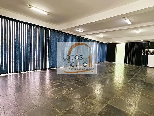 Casa com 462m², para alugar, no bairro Centro em Atibaia