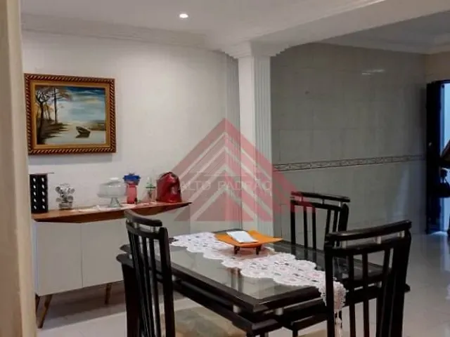 Casa com 125m² 3 quartos e 4 banheiros, à venda, no bairro Jardim Guapituba em Mauá