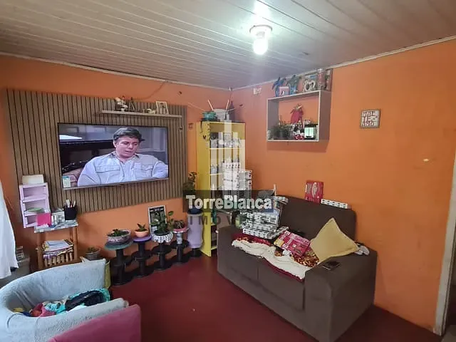Casa com 467m² 2 quartos e 1 banheiro, à venda, no bairro Colônia Dona Luiza em Ponta Grossa