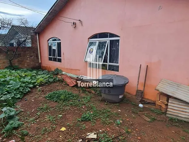 Casa com 467m² 2 quartos e 1 banheiro, à venda, no bairro Colônia Dona Luiza em Ponta Grossa