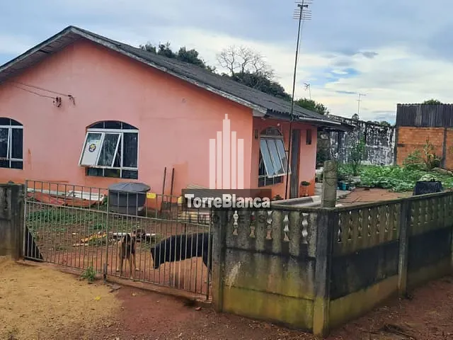 Casa com 467m² 2 quartos e 1 banheiro, à venda, no bairro Colônia Dona Luiza em Ponta Grossa