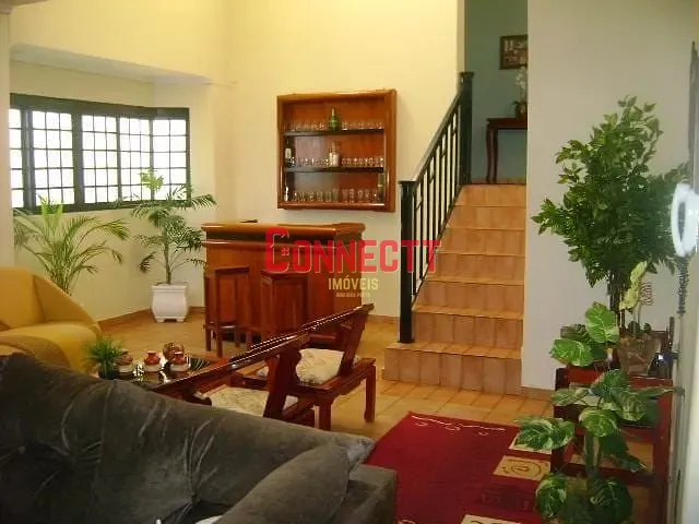Casa com 623m² 4 quartos e 4 banheiros, à venda, no bairro Sumarezinho em Ribeirão Preto