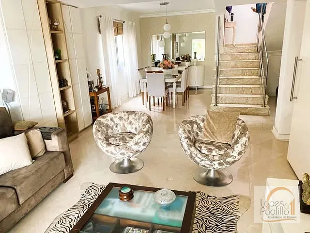 Casa com 400m² 3 quartos e 5 banheiros, à venda, no bairro Jardim do Lago em Atibaia