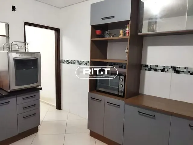 Casa com 150m² 4 quartos e 2 banheiros, à venda, no bairro Parque Residencial Florença em Sumaré