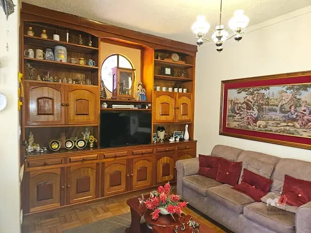 Casa 3 quartos e 1 banheiro, à venda, no bairro Vila Militar em Petrópolis