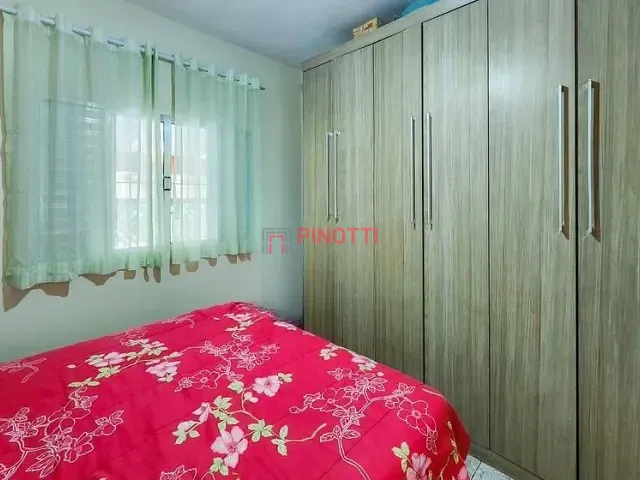 Casa 3 quartos e 1 banheiro, à venda, no bairro Jardim Lavínia em São Bernardo do Campo