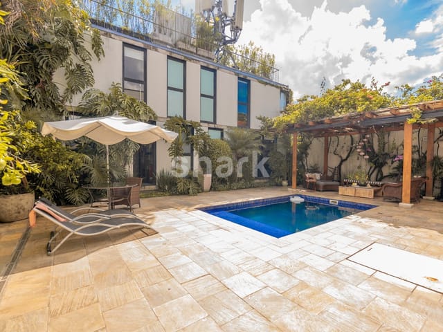 Casa com 526m² 5 quartos e 6 banheiros, à venda ou para alugar, no bairro Jardim Paulista em São Paulo