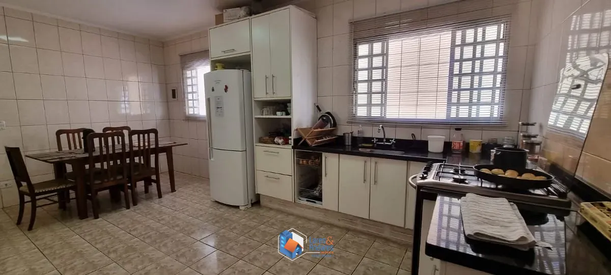 Casa, 4 quartos, 180 m² - Foto 6