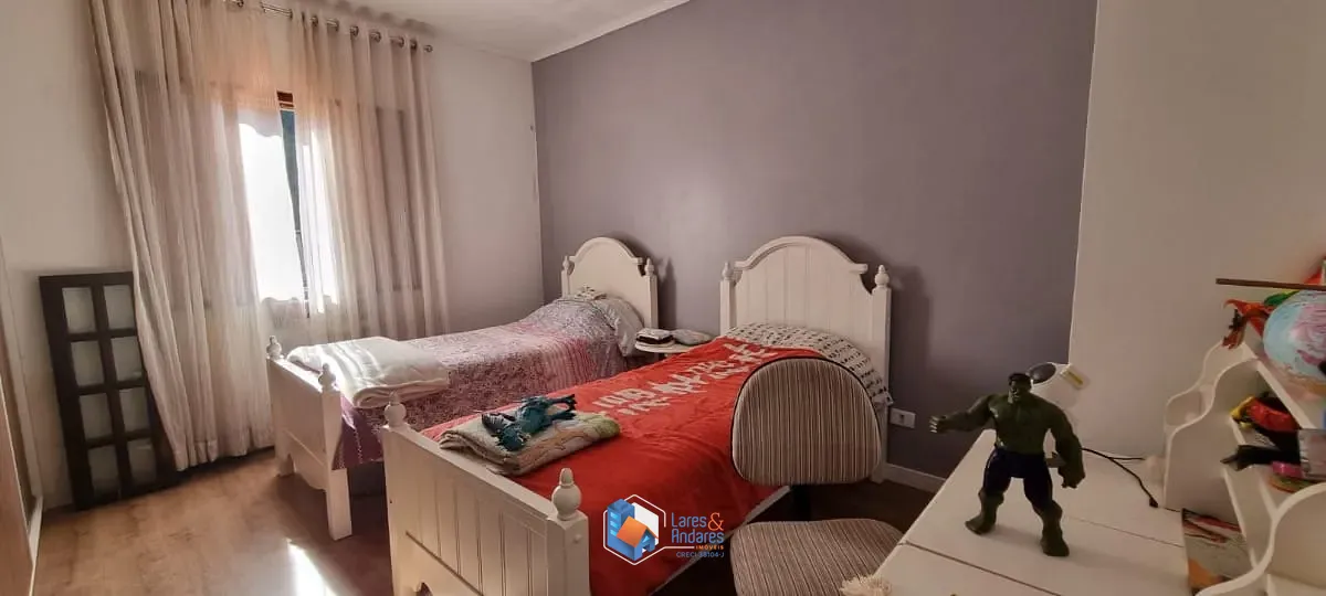 Casa, 4 quartos, 180 m² - Foto 9