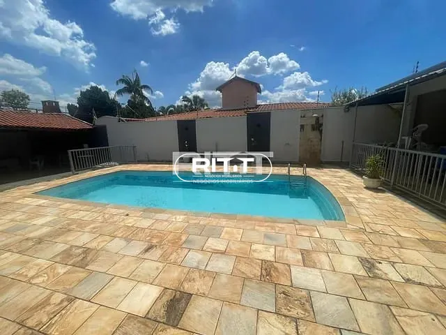 Casa com 375m² 1 quarto e 1 banheiro, à venda, no bairro Jardim Eulina em Campinas