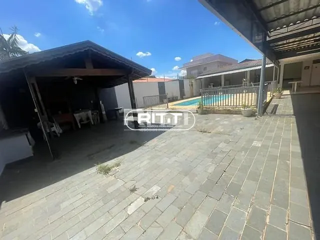 Casa com 375m² 1 quarto e 1 banheiro, à venda, no bairro Jardim Eulina em Campinas