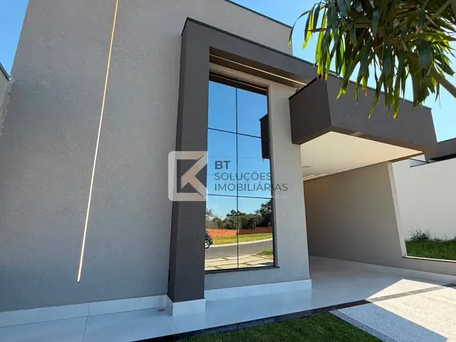 Casa com 200m² 3 quartos e 4 banheiros, à venda, no bairro Jardim Regente em Indaiatuba