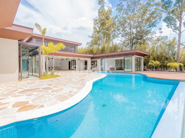Casa com 2300m² 6 quartos e 8 banheiros, à venda, no bairro Condomínio Terras de São José em Itu