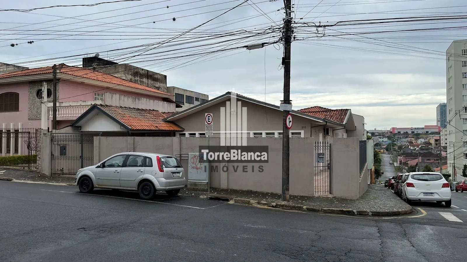 Casa, 3 quartos, 179 m² - Foto 1