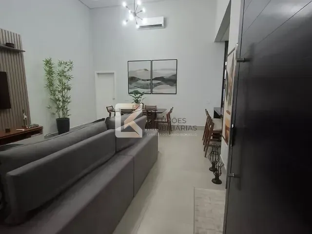 Casa com 200m² 3 quartos e 4 banheiros, à venda, no bairro Jardim Bréscia em Indaiatuba