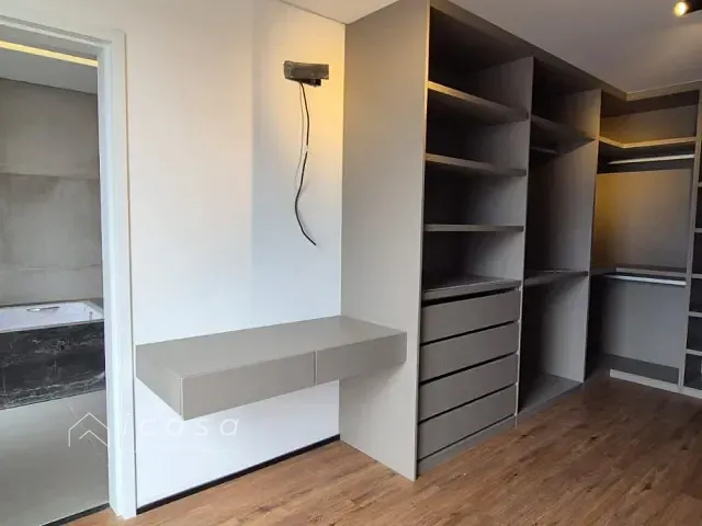 Casa com 525m² 4 quartos e 6 banheiros, à venda, no bairro Condomínio Residencial Alphaville I em São José dos Campos