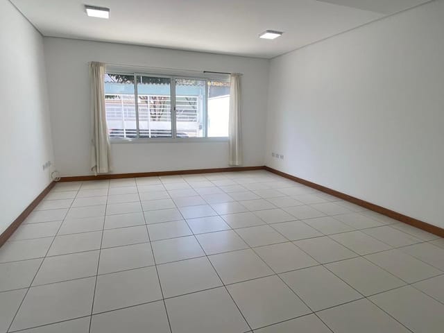 Casa 3 quartos e 3 banheiros, à venda, no bairro Terra Nobre em Osasco