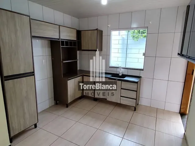Casa com 80m² 2 quartos e 1 banheiro, para alugar, no bairro Cará-Cará em Ponta Grossa
