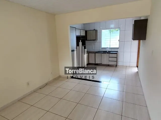 Casa com 80m² 2 quartos e 1 banheiro, para alugar, no bairro Cará-Cará em Ponta Grossa