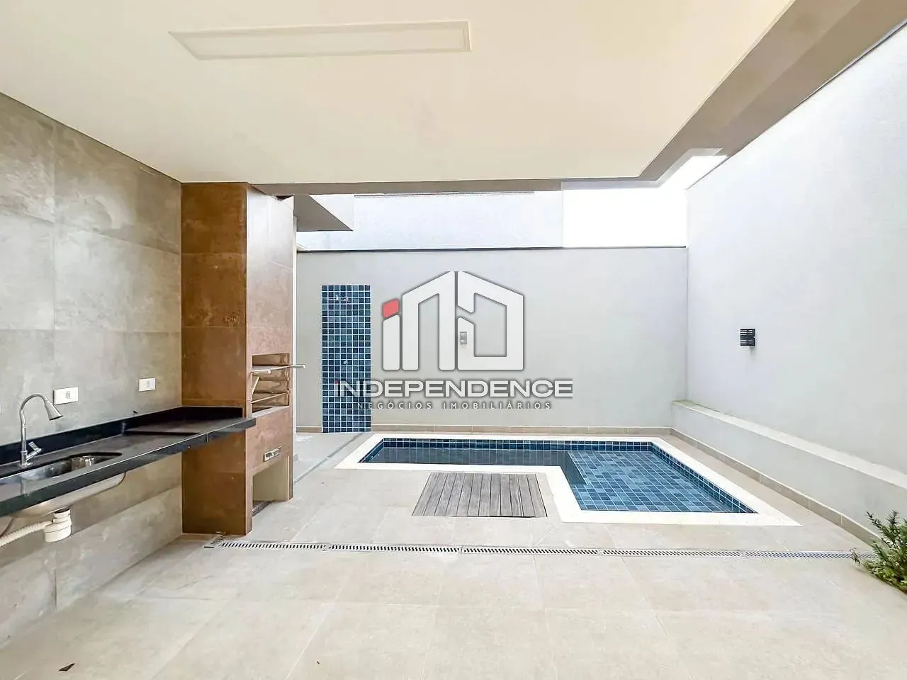 Casa, 3 quartos, 152 m² - Foto 1