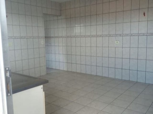 Casa 3 quartos e 2 banheiros, à venda, no bairro BUSSOCABA em Osasco