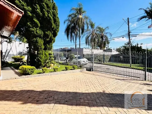 Casa com 1580m² 4 quartos e 6 banheiros, à venda, no bairro Vila Esperia Ou Giglio em Atibaia