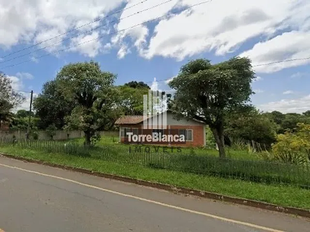 Casa com 2500m², à venda, no bairro central em Carambeí
