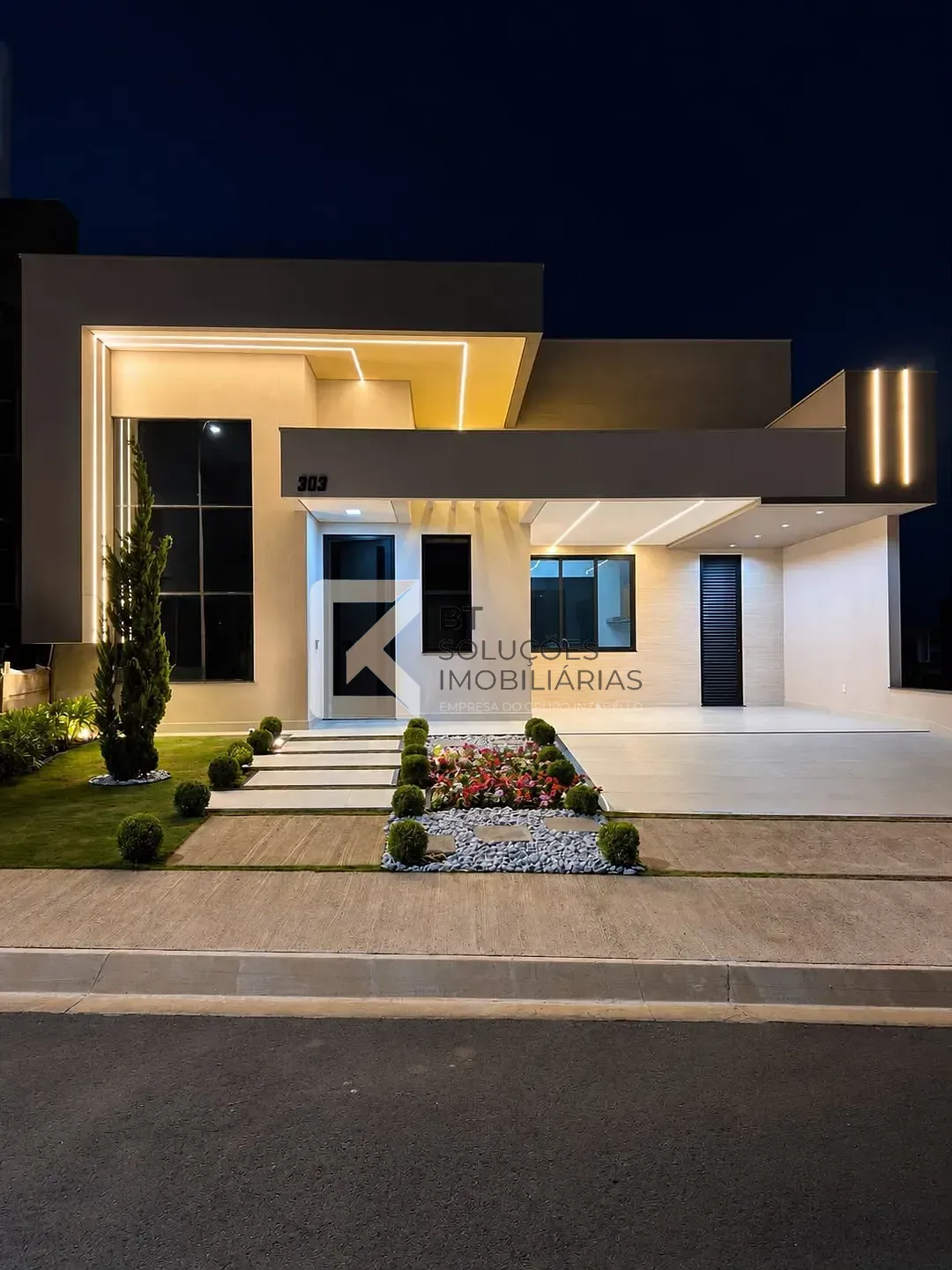 Casa, 3 quartos, 198 m² - Foto 1