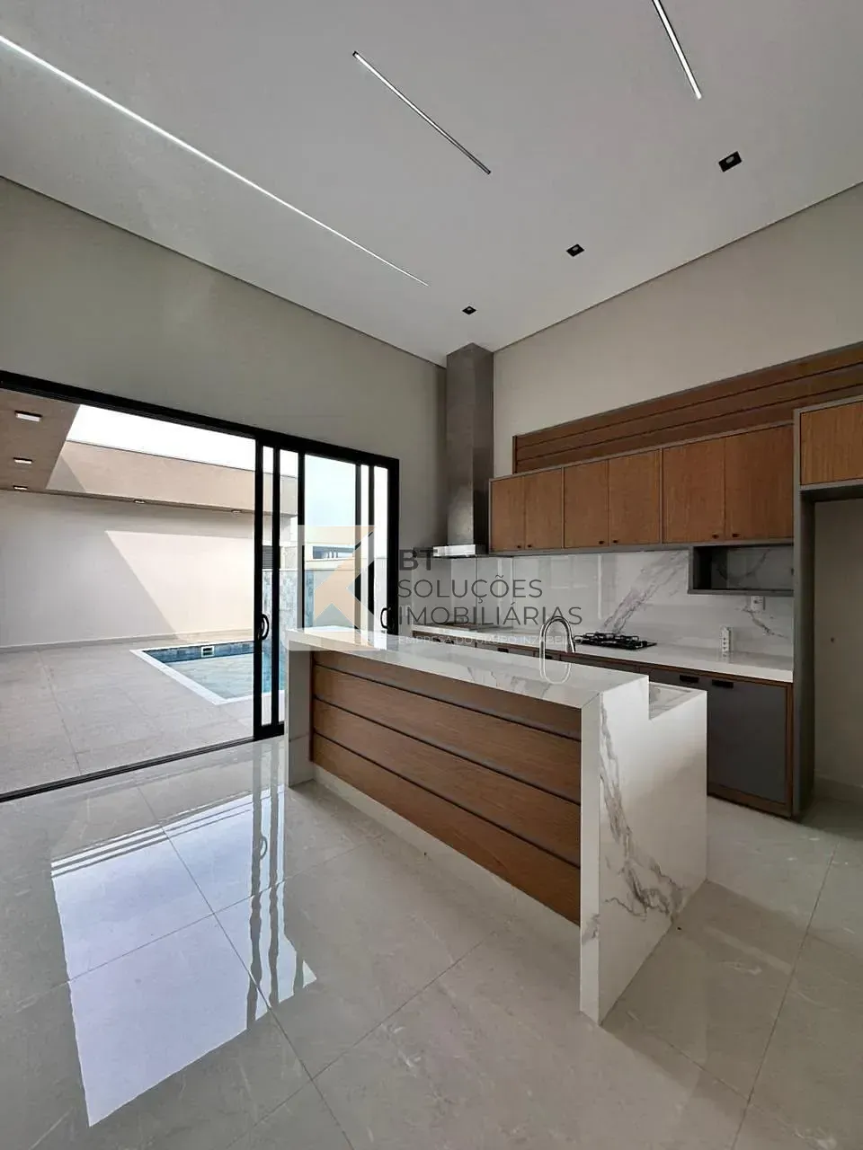 Casa, 3 quartos, 198 m² - Foto 4