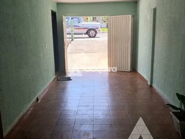 Casa com 473m² 3 quartos e 1 banheiro, à venda, no bairro Neves em Ponta Grossa