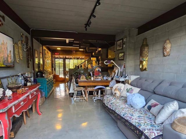 Casa 4 quartos e 3 banheiros, à venda, no bairro Itaipava em Petrópolis