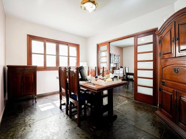 Casa com 378m² 4 quartos e 5 banheiros, à venda, no bairro Alphaville em Santana de Parnaíba