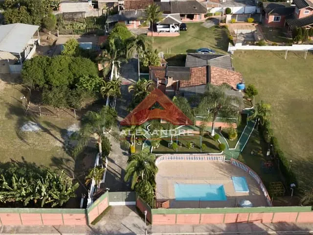 Casa com 6089m² 3 quartos e 3 banheiros, à venda, no bairro Santa Herminia em São José dos Campos