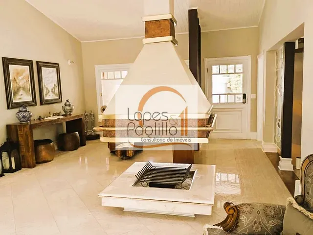 Casa com 2600m² 8 quartos e 8 banheiros, à venda, no bairro Jardim Flamboyant em Atibaia