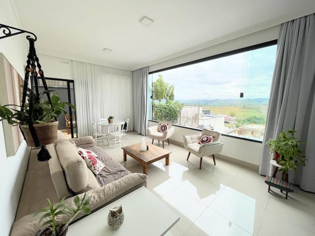 Casa com 450m² 5 quartos e 7 banheiros, à venda, no bairro Condomínio Residencial Jaguary em São José dos Campos