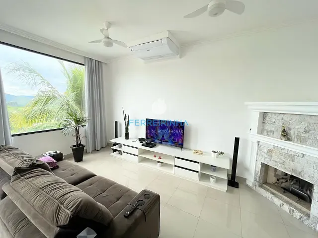 Casa com 450m² 5 quartos e 7 banheiros, à venda, no bairro Condomínio Residencial Jaguary em São José dos Campos