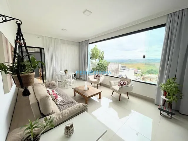 Casa com 450m² 5 quartos e 7 banheiros, à venda, no bairro Condomínio Residencial Jaguary em São José dos Campos