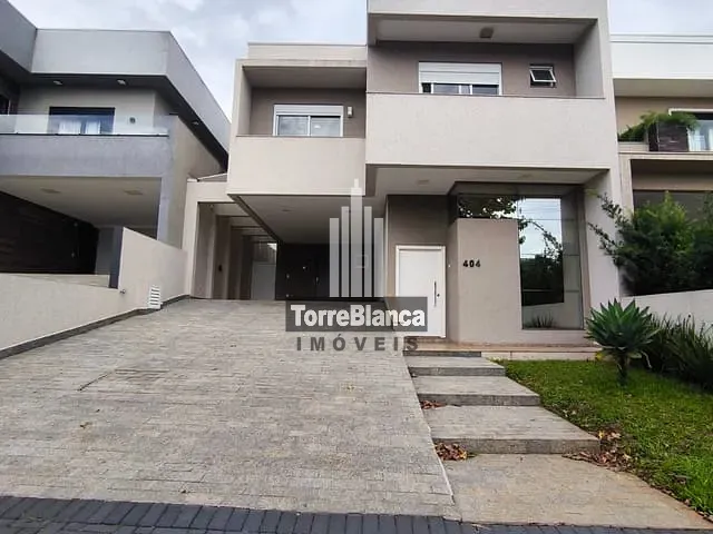 Casa com 233m² 3 quartos e 4 banheiros, à venda, no bairro Colônia Dona Luíza em Ponta Grossa