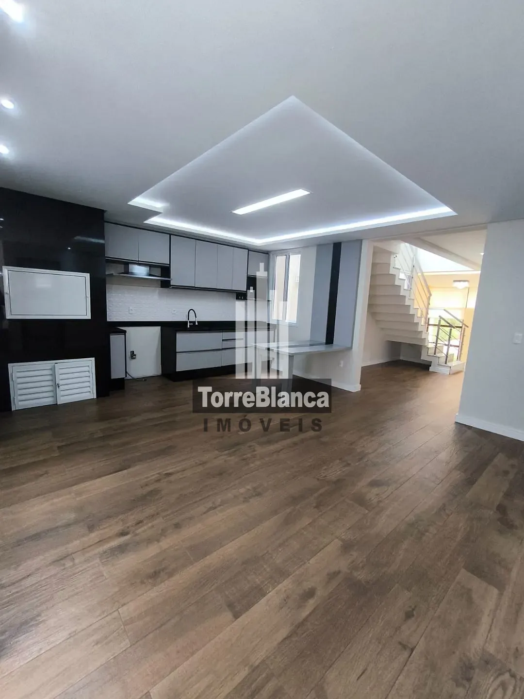 Casa, 3 quartos, 233 m² - Foto 4