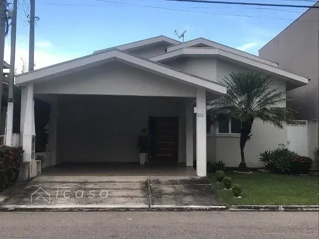 Casa com 300m² 3 quartos e 2 banheiros, à venda, no bairro Campos do Conde Versailles em Tremembé