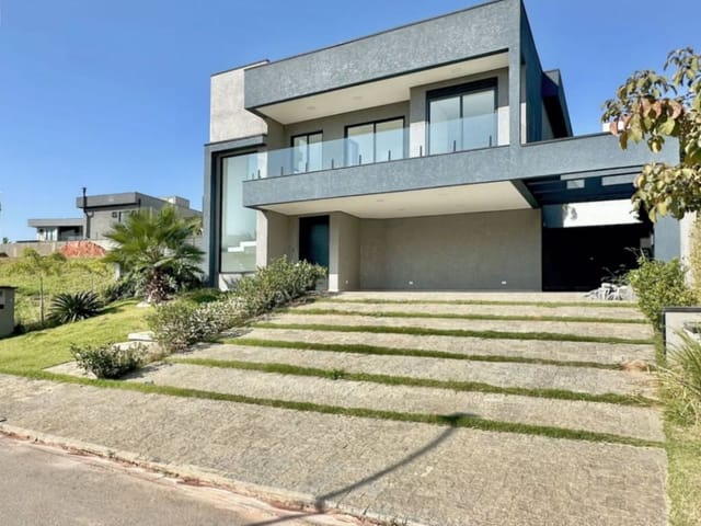 Casa 3 quartos e 6 banheiros, à venda, no bairro Moinho Velho em Embu das Artes