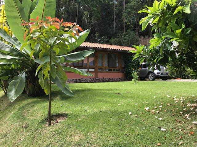 Casa com 2000m² 2 quartos e 2 banheiros, à venda, no bairro Araras em Petrópolis
