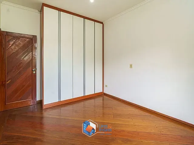 Casa com 420m² 4 quartos e 8 banheiros, à venda, no bairro City América em São Paulo