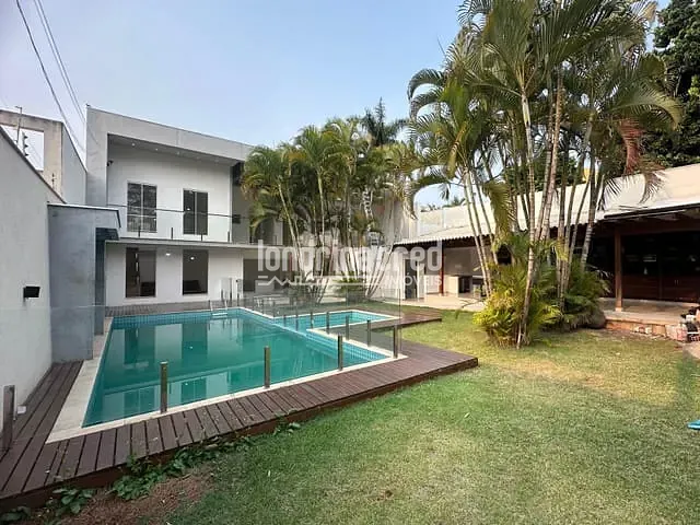 Casa com 500m² 4 quartos e 4 banheiros, à venda, no bairro Califórnia em Londrina